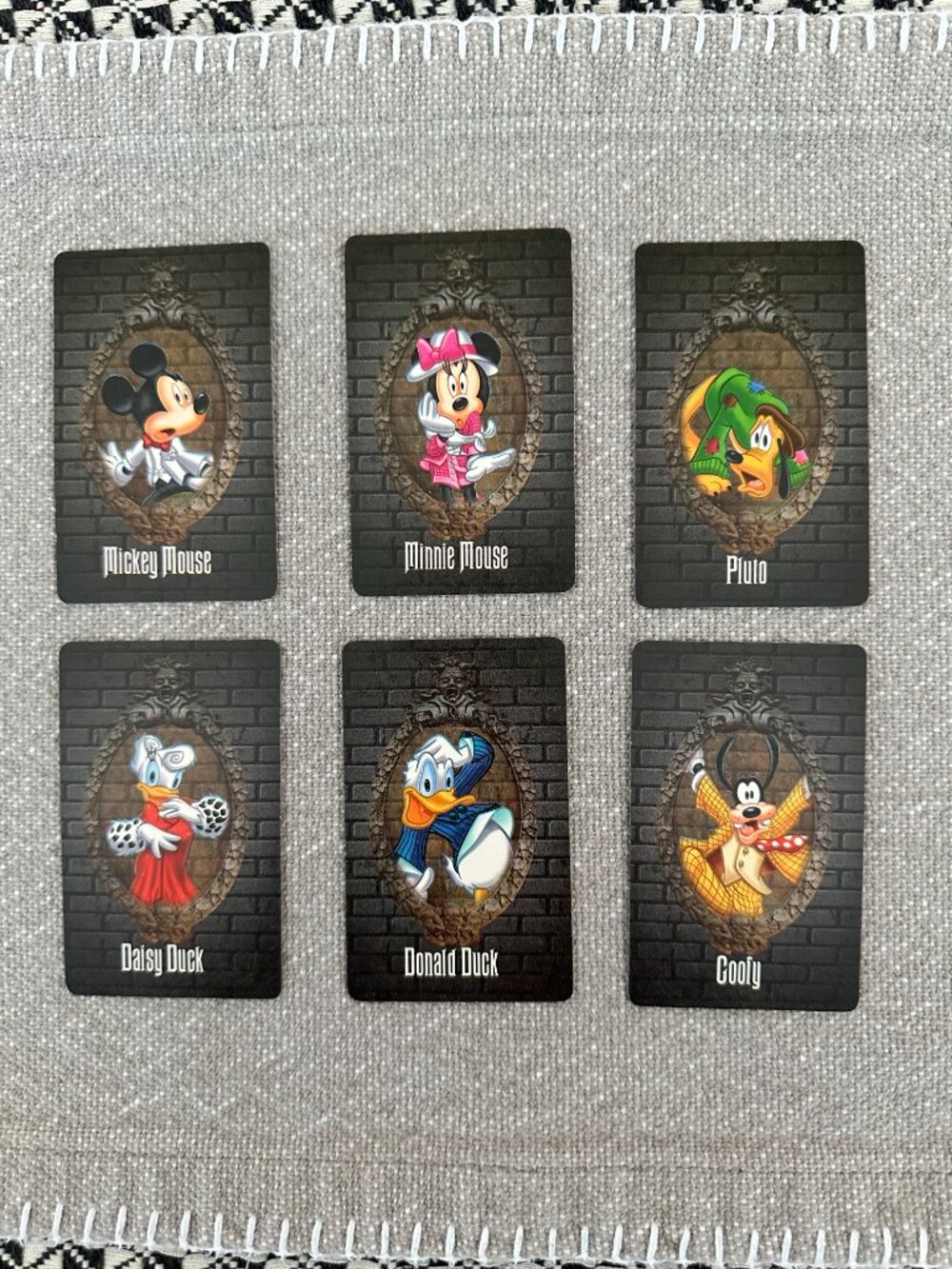Rare Hasbro Disney Haunted Mansion Clue Board Game Theme Park Ed. (Tin) 2002 - Picture 16 of 16